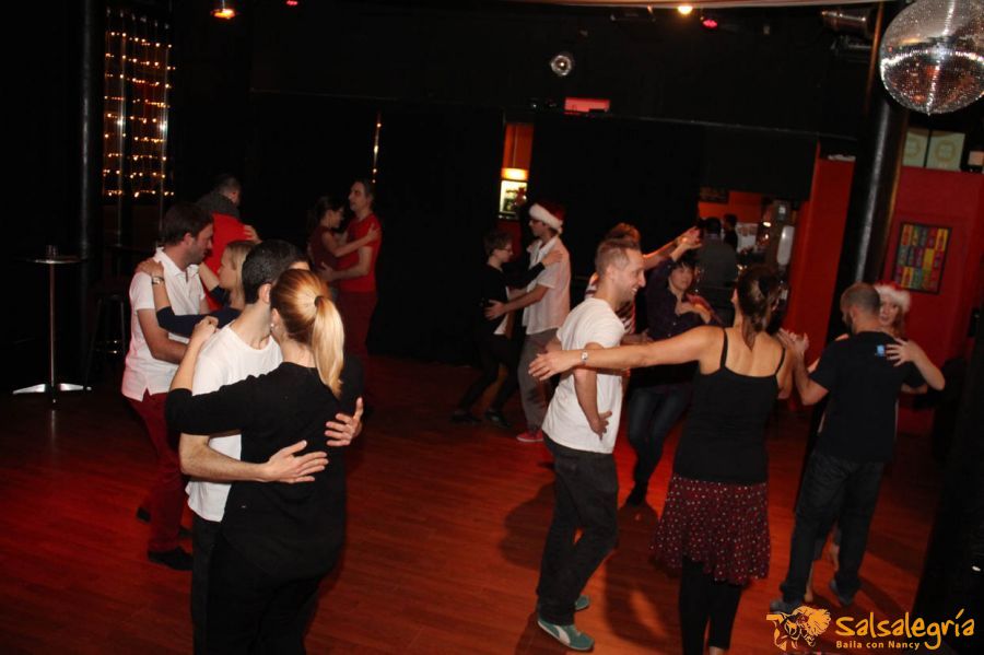 Salsalegria-Zouknight-Dezember-2016-011.jpg