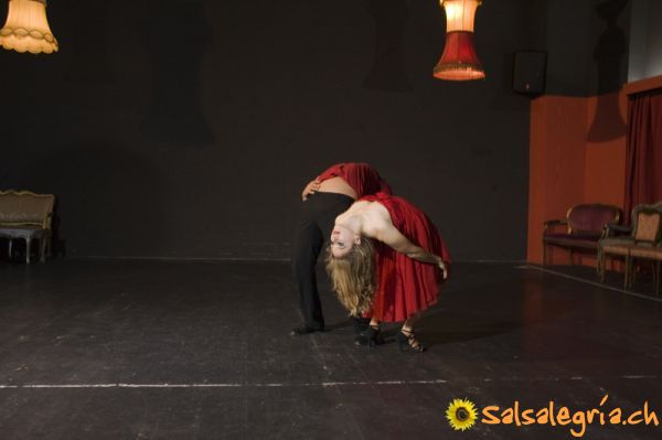 Salsalegria_Nancy_Zouk_Show_Pics_Nov_08_09.jpg