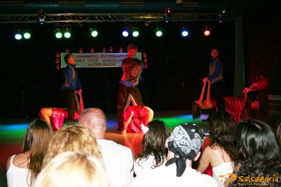 danceteam-salsalegria-zouk-show-bcn-2010-054-web.jpg