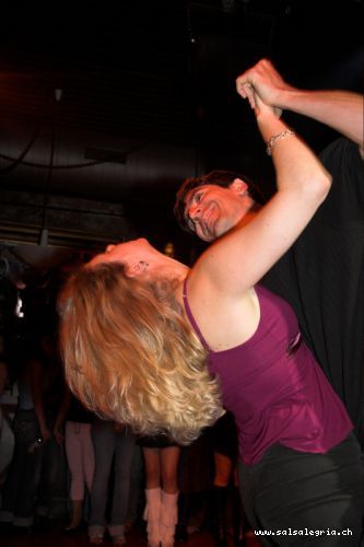 samba_zouk_show_luis_adriana_nancy-35.jpg