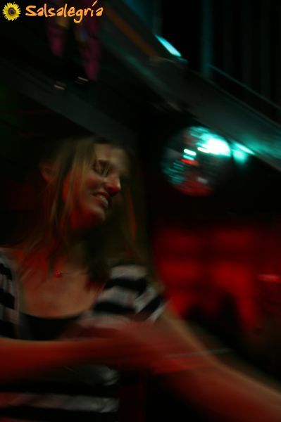 salsalegria_zouk_night_120507-18.jpg