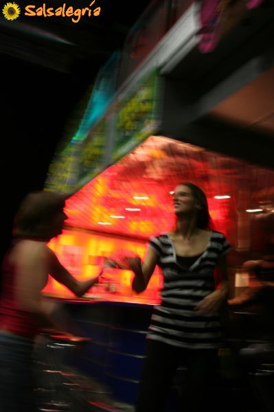 salsalegria_zouk_night_120507-20.jpg
